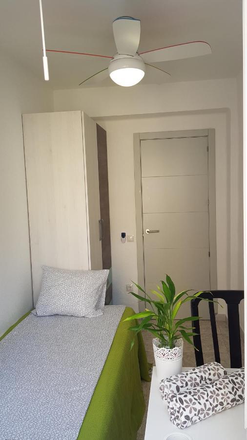 דירות Castellón de la Plana Apartamento Las Palmeras מראה חיצוני תמונה